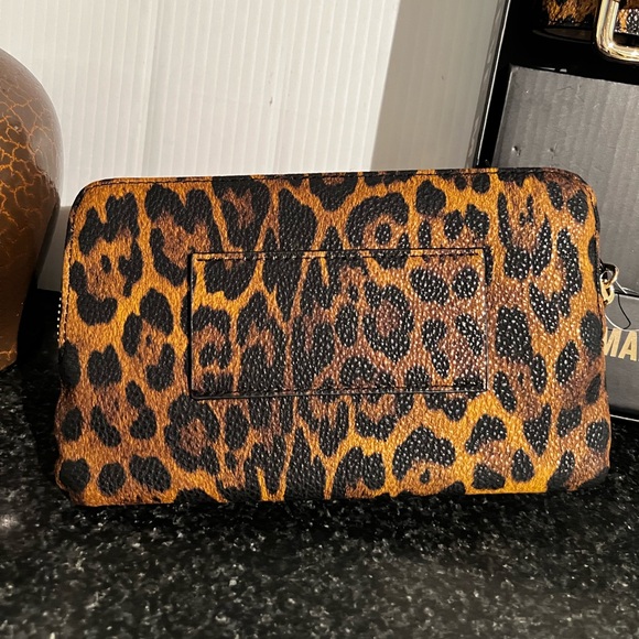 Steve Madden 2-IN-1 Belt & Pouch Set Leopard Print SZ-S/M NiB - Picture 6 of 9